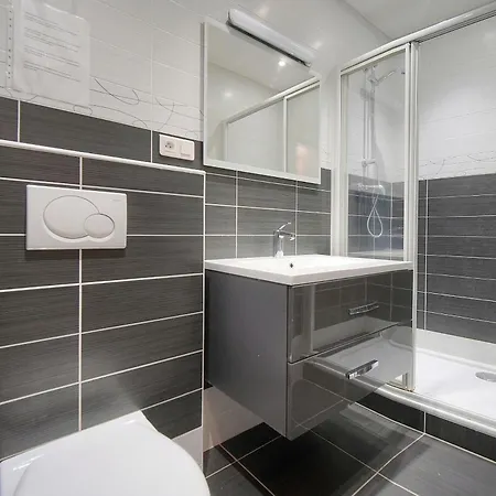 Apartmán Spacieux 2 Balcon, Felix Faure-coeur De A2b023 *